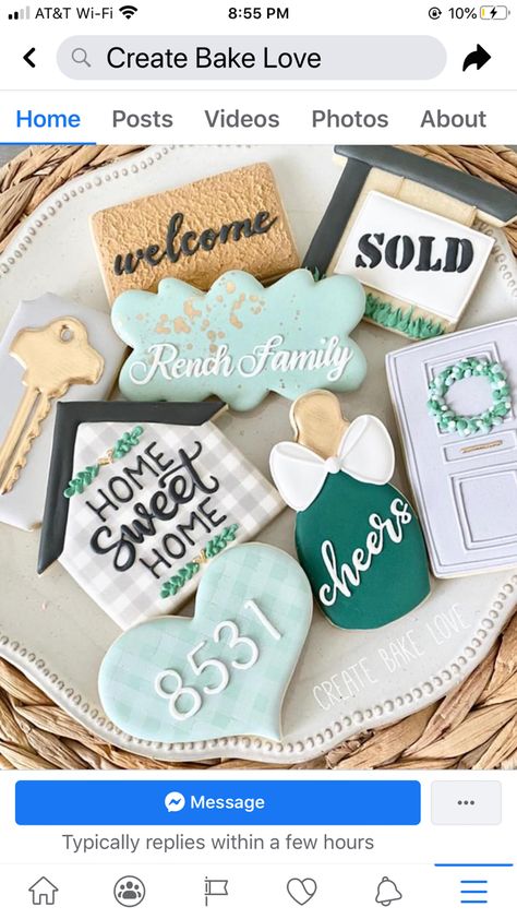 Sold Cookies Decorated, House Key Cookies Decorated, Custom Cookie Business, Real Estate Decorated Cookies, Real Estate Cookie Ideas, Housewarming Party Cookies, House Warming Sugar Cookies, House Warming Cookies Decorated, New House Cookies