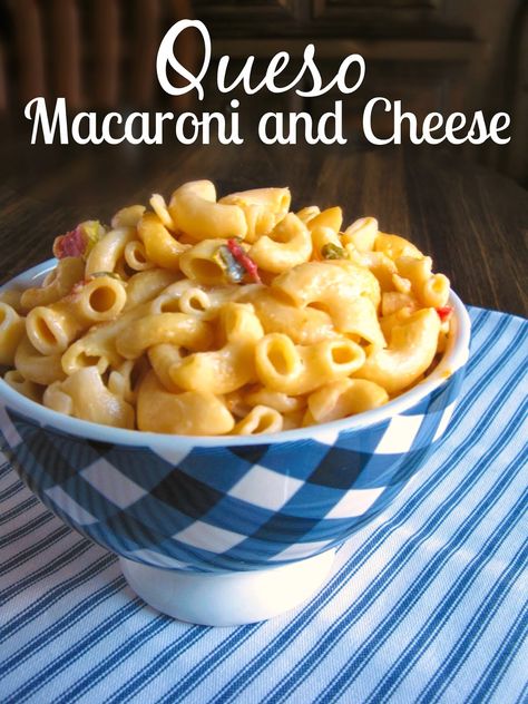 Leftover Queso, Queso Mac And Cheese, Mexican Mac And Cheese, Nachos Cheese Recipe, Queso Fresco Cheese, Nachos Cheese Dip, Cheese Macaroni, Easy Mac And Cheese, Making Mac And Cheese