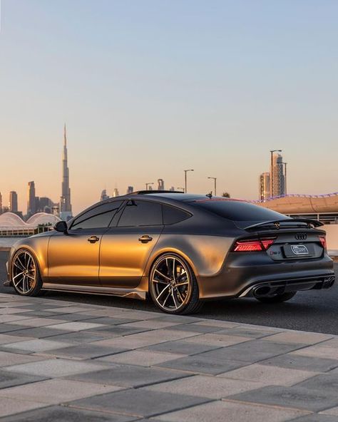 Auditography 📸 on Instagram: "We continue with the so perfect RS7 Performance C7.5 Just look at it! Golden times for Audi cause when the RS6/7 Performance came out, it left all the competitors behind. Detailed video coming soon on the YouTube channel. Car: 2018 @Audi RS7 Sportback Performance Stag2+ (810hp/1000Nm, V8 4.0 TwinTurbo) Color: Daytona matte gray Satin PFF Performance: 0-100kmh 2.8sec, Top Speed: 330 km/h Note: Carbon Night Pack special order Tuning: Etanol Fuel, BMC drop-in filter, Audi Rs7 Sportback Wallpapers, Golden Audi, Audi R7, Audi Rs6 C7, Audi Rs7 Sportback, Rs7 Sportback, Rs6 Audi, Nardo Grey, Audi S6