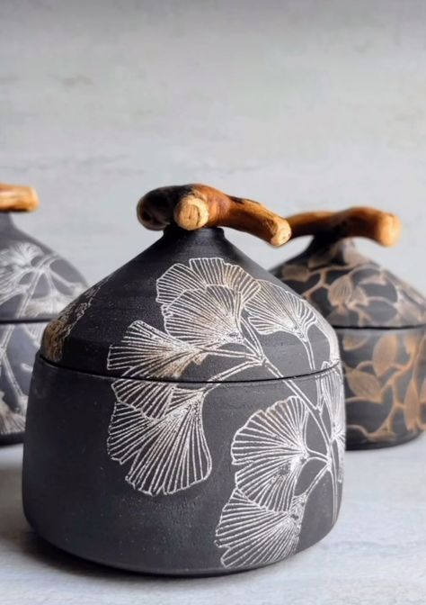 Lidded jars can be tricky! Rachel @sierraclayart makes the most beautiful lidded jars from closed forms. She throws a closed form and uses… | Instagram Lidded Jars Pottery, Black Clay Pottery, Sgraffito Pottery, Black Pottery, Ceramic Butter Dish, Contemporary Pottery, Sculptures Céramiques, Pottery Painting Designs, Pottery Handbuilding