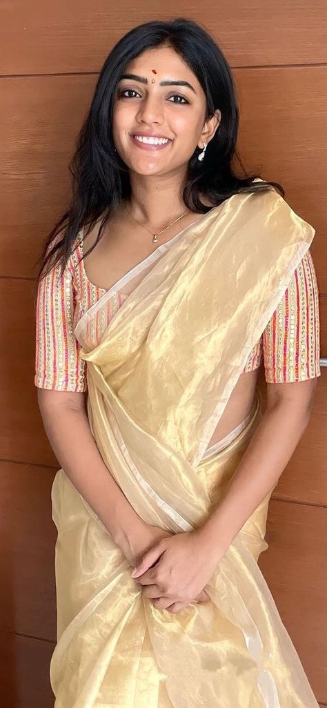 Twitter Married Woman, Happily Married, Indian Actress Hot Pics, Google Photos, Desi, Most Beautiful, To Share, Saree, Actresses