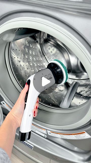 Elnaz Hamai on Instagram: "How I Deep Clean My Washing Machine 🫧 Comment CLEAN to receive the link for the electric brushes. You also can head to my bio and find all the links under my Amazon Shop. If you have any questions about this video please feel free to ask in the comments and don’t forget to SAVE this video for next time you are cleaning 🧼 #cleaningtips #cleaninghacks #cleaningmotivation #hometips #diycleaning" Clean My Washing Machine, Cleaning Washing Machine, House Cleaning Hacks, Clean Washer, Electric Cleaning Brush, Home Planning, Home Cleaning Tips, Cleaning And Organization, Electric Brush