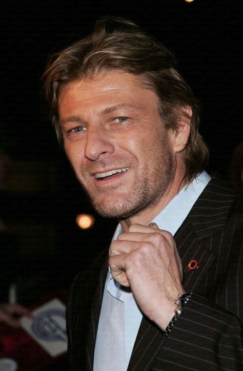 Uk Actors, Sean Bean, Gorgeous Guys, Viggo Mortensen, Male Actors, Mr Bean, It Movie Cast, British Men, Handsome Man