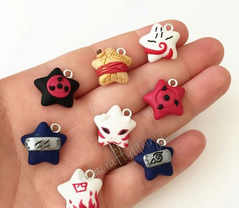 Anime Keychains Diy Clay, Mha Clay Ideas, Naruto Polymer Clay, Naruto Clay Ideas, Anime Clay Crafts, Anime Polymer Clay Ideas, Anime Merch Ideas, Anime Clay Pins, Naruto Clay Art