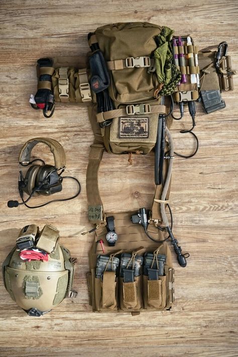 A Marine Raider (MARSOC) kit Plate Carrier Setup, Tactical Loadout, Bug Out Gear, Tactical Kit, Battle Belt, Military Gear Tactical, Tac Gear, Tactical Gear Loadout, Spec Ops