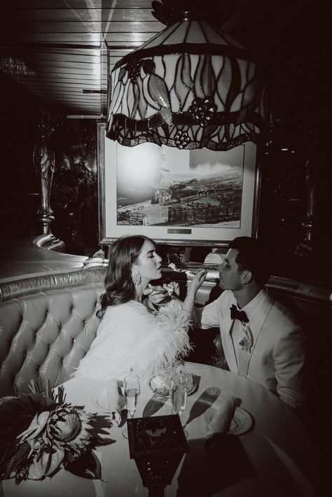 Modern Aesthetic Wedding, Old Hollywood Elopement, Restaurant Wedding Photos, Swanky Wedding, Vintage Glam Wedding, Vintage Wedding Photography, Hollywood Wedding, Vintage Wedding Photos, Wedding Money