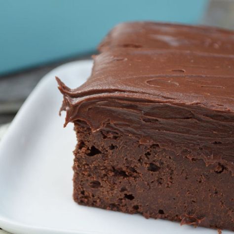 Cold Chocolate, Chocolate Fudge Cake Recipe, Fudge Cake Recipe, Cake Mug, Tandoori Masala, Chocolate Fudge Cake, Fudge Cake, Sweet Chocolate, Chocolate Cake Recipe