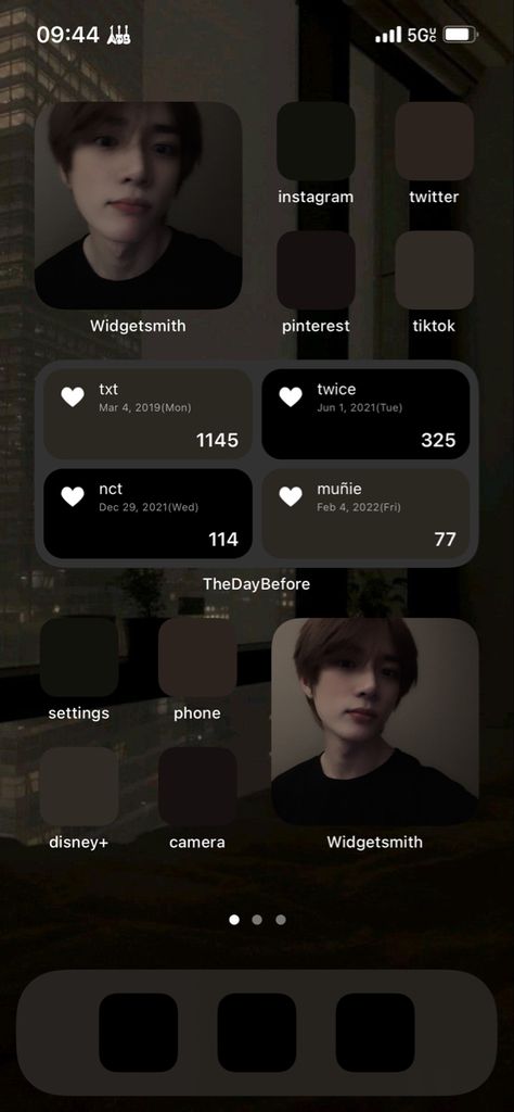 K Pop Ios Homescreen, Beomgyu Phone Layout, Beomgyu Homescreen Layout, Txt Ios Layout, Beomgyu Wallpaper Dark, Dark Homescreen Ideas, Homescreen Layout Iphone Dark, Beomgyu Homescreen, Beomgyu Widget