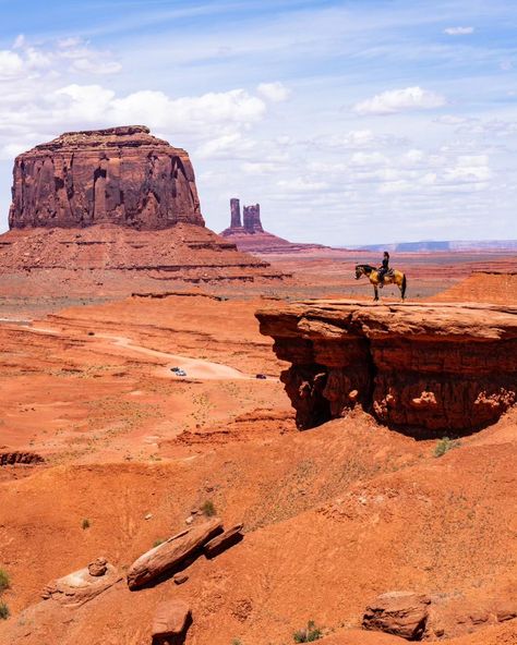 Monument Valley Navajo National Park In Utah-Arizona Navajo National Monument, Utah National Parks, Landscape Illustration, National Monuments, Monument Valley, Utah, Monument, North America, National Park