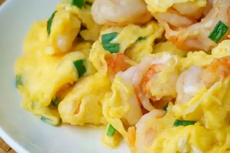 Cantonese Scrambled Eggs & Shrimp (滑蛋蝦仁) | Made With Lau Made With Lau Recipes, Tea Eggs Recipe Chinese, Chinese Scrambled Eggs, Cantonese Scrambled Eggs, Chinese Scrambled Eggs Tomatoes, Chinese Scrambled Eggs With Shrimp, Made With Lau, Pancit Canton Lucky Me With Egg, Prawn Egg Fried Rice