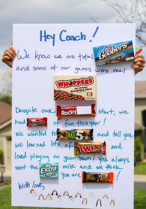 How to Make a Candy Bar Card (Coach Gift Idea) - My Frugal Adventures Baseball Snacks, Sports Snacks, Volleyball Coach Gifts, Softball Coach Gifts, Team Snacks, Cheer Coach Gifts, Coach Appreciation Gifts, Basketball Coach Gifts, Soccer Coach Gifts