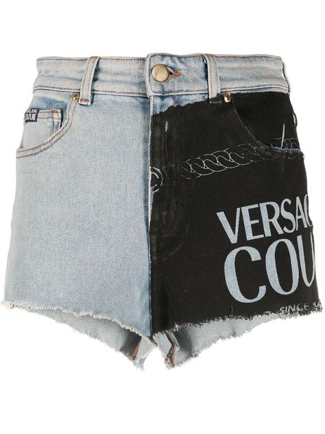 9aa42b31882ec039965f3c4923ce901bdesc34723605ri Styles Clothes, Shorts Collection, Closet Tour, Stage Outfit, Causual Outfits, Boarding School, Teenager Outfits, Short Jeans, Versace Jeans Couture