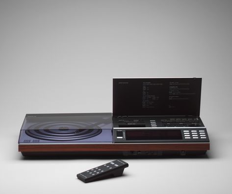 Jacob Jensen. Beocenter 7000 Radio-Turntable-Cassette Combination. 1979 Jacob Jensen, Hifi Audiophile, Bang Olufsen, Film Studies, Vinyl Storage, Modern And Contemporary Art, Bang And Olufsen, Video Library, Record Players