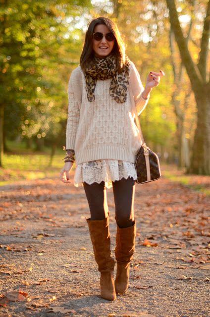 lace (almost entitled don't you know you aren't supposed to wear white after labor day?) - A girl and a glue gun Beige Knit Sweater, White Lace Skater Dress, Weekend Mode, Look Boho Chic, Thanksgiving Fashion, Quoi Porter, Mode Boho, Bohol, Lace Skater Dress