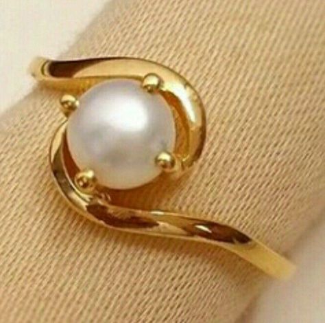 Moti Ring Design For Women, Moti Ring Design, Ring Design For Women, All Mantra, Minimalist Diamond Rings, Jewel Design, Gold Finger Rings, Stone Necklace Set, Choker Designs