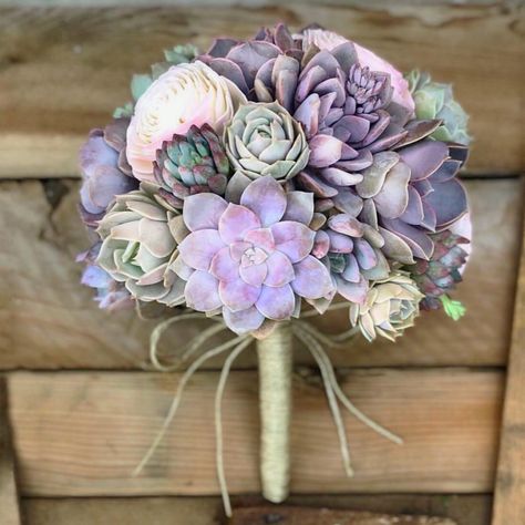 Lavender And Succulent Wedding, Succulent Arrangements For Weddings, Lavender And Eucalyptus Wedding Bouquet, Sage Green And Lavender Wedding Flowers, Lavender And Eucalyptus Bouquet, Wedding Bouquets With Succulents, Succulent Bouquet Diy, Succulent Bridal Bouquet, Lavender And Lilac