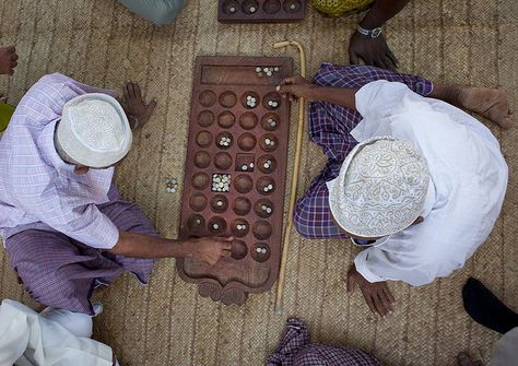 Bao game in Lamu - Kenya | Bao is a traditional board game p… | Flickr Lamu Island, Lamu Kenya, Eric Lafforgue, Kenya Travel, Cnc Projects, Sports Images, Traditional Games, African Diaspora, Old Games