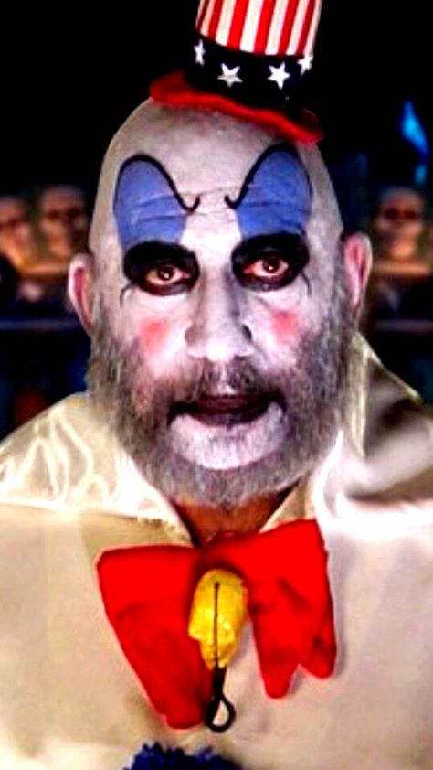 Captain Spaulding: A gas-station owner, museum operator & patriarch of the murderous Firefly family. Captain Spaulding, Clown Makeup, Firefly, Makeup, Make Up