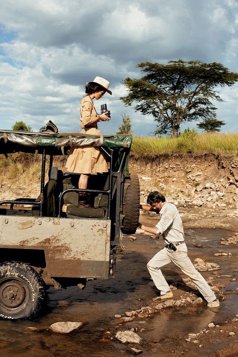 What To Wear On Safari, Safari Outfit, Arthur Elgort, Safari Outfits, Safari Chic, On Safari, Safari Adventure, Africa Safari, Out Of Africa