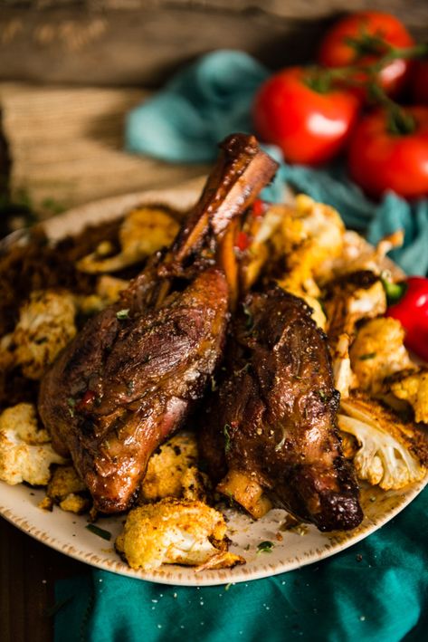 Moroccan Lamb Shanks, Braised Lamb Shanks Recipe, Harissa Recipe, Lamb Shanks Recipe, Shanks Recipe, Lamb Shank Recipe, Harissa Recipes, Goat Recipes, Braised Lamb Shanks