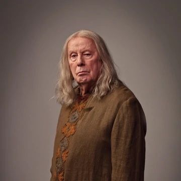 Actor Richard Wilson (Gaius - Merlin) Gaius Merlin, Merlin Gaius, Merlin Tv Series, Angel Coulby, Dragon Lord, Richard Wilson, Merlin Series, Merlin Bbc, Merlin Cast