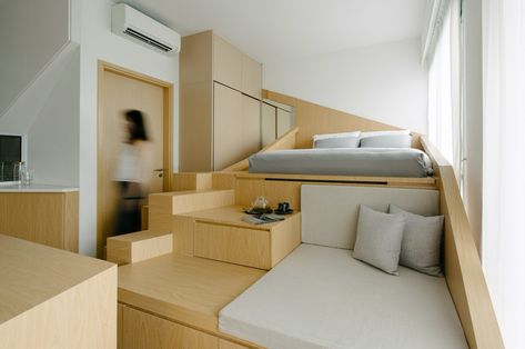 Bedroom Platform, Apartment Furnishing, Modern Restaurants, Apartemen Studio, Tiny Studio Apartments, Platform Bedroom, Public Housing, Soho Loft, Studio Apartment Divider