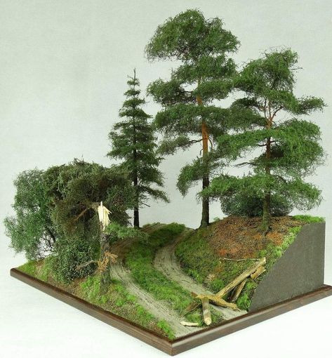 Cave Basement, Garden Decor Diy, Landscape Model, Model Train Scenery, Funky Decor, Vintage Garden Decor, Garden Deco, Miniature Trees, Military Diorama