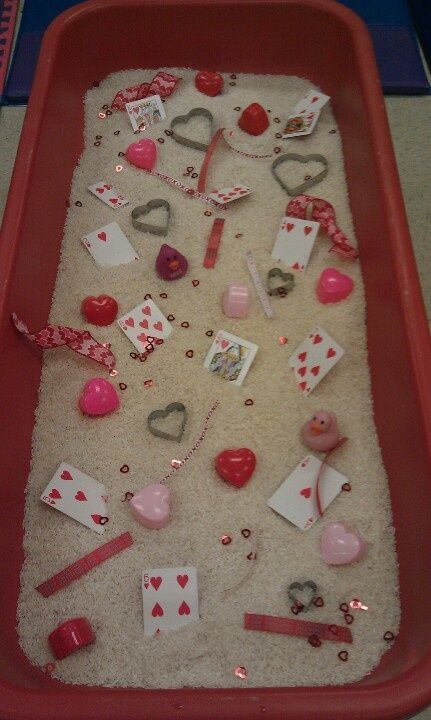 Preschool February Themes, February Sensory Bin Ideas, Valentine’s Day Preschool Activities, Valentines Sensory Bin, February Preschool, Preschool Valentines Activities, Valentine Sensory, Preschool Valentine, Valentines Theme