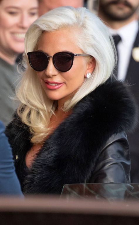 Lady Gaga Blonde, Lady Gaga Photos, Lady Gaga Pictures, Mother Monster, Jimmy Kimmel Live, Celebrity Travel, Jimmy Kimmel, A Star Is Born, Walk Of Fame