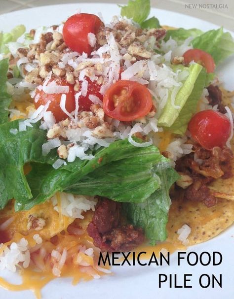 Mexican Food Pile On - can make meat/bean mixture ahead in the crockpot-perfect for a party. Has 2 unique ingredients that make the recipe. Mexican Pile Up Recipe, Vegetarian Taco Salad, Unique Ingredients, Mexican Pizza, Cream Pies, Menu Plan, Small City, Easy Homemade Recipes, Easy Cooking Recipes