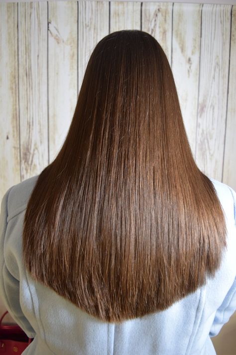 Presicion Haircut - Long Round Layers  http://www.estavar.com/transformations/2017/1/24/presicion-haircut-long-round-layers Round One Length Haircut, Rounded Haircut, Hear Design, Round Haircuts, Triangle Haircut, Layers Haircuts, Round Haircut, Round Layers, One Length Haircuts