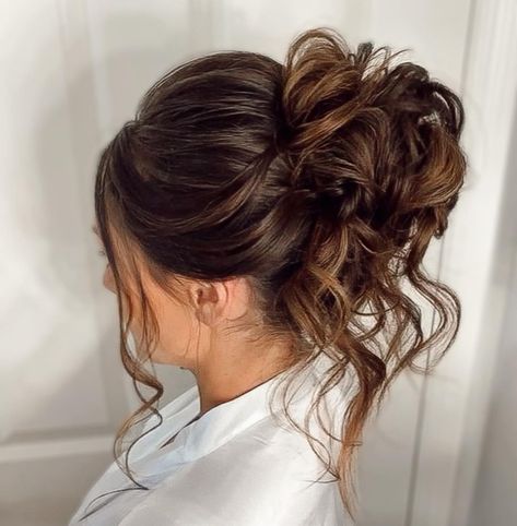 Bun With Bangs Hairstyles, Textured High Bun, Hair Bun With Bangs, Bangs Hairstyles Ideas, Bun With Bangs, Messy Hairstyle, Curly Hair Bun, Bridesmaid Stuff, High Updo