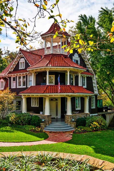 Beautiful Brown Victorian with Red Roof Victorian Home Exterior, Victorian Homes Exterior, Victorian Exterior, Old Victorian Homes, Victorian Style House, Victorian Style Homes, Historic Renovation, Casas The Sims 4, Victorian Home