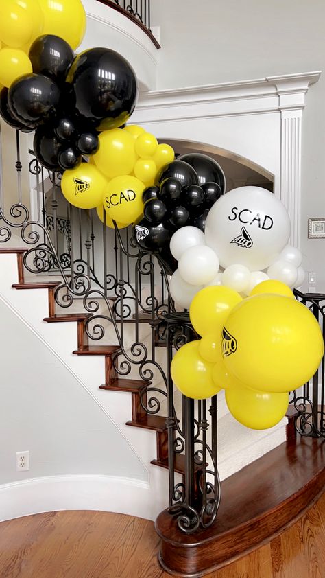 Yellow Black And White Balloon Garland, Scad Graduation, College Balloons, Black And White Balloon Garland, Black Balloon Garland, White Balloon Garland, College Grad Party, Black And White Balloons, Black Balloon