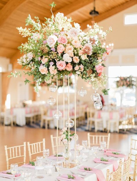 tall centerpiece with pink and white garden roses Rose Centerpieces Wedding, Wedding Table Pink, Pink Wedding Receptions, Lantern Centerpiece Wedding, Seaside Garden, Tall Wedding Centerpieces, Simple Wedding Centerpieces, Rose Centerpieces, Centerpieces Wedding