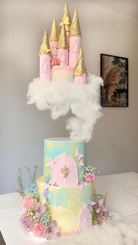 The most insane put together of this magical princess/fairy cake. I always try my best to create something unique and different for all my… | Instagram Fairy Princess Cake, Princess Theme Cake, Fairy Garden Cake, Cake Competition, Disney Princess Theme, Princess Look, Magical Princess, Cake Buttercream, Garden Cakes