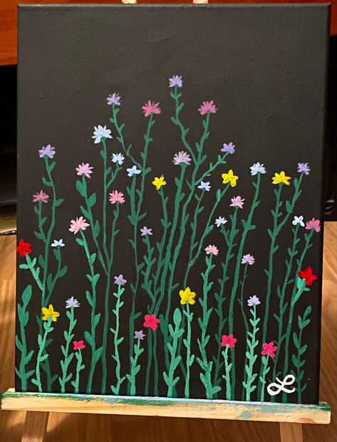 Flower Chalkboard Art Easy, Easy Chalkboard Art Simple, Chalk Art On Paper, Chalkboard Marker Art, Mini Chalkboard Ideas, Floral Chalkboard Art, Simple Chalkboard Art, Liquid Chalk Art, Spring Chalkboard Ideas