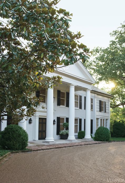 Nashville's historic Boxwood estate. Interior design by David Netto. David Netto, Southern Architecture, Southern Plantations, Black Shutters, Estate Interior, Mark D Sikes, Southern Homes, Greek Revival, Southern Home