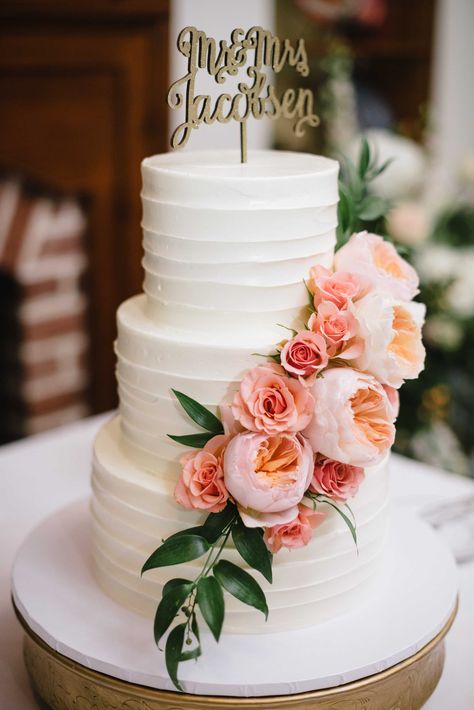 Three Tiered Wedding Cake With Flowers, Wedding Cake Coral Flowers, Three Tier Wedding Cake With Flowers, 3 Tier Wedding Cake With Flowers, Wedding Cake Coral, Wedding Cake With Peonies, Peony Wedding Cake, Fun Wedding Cake Toppers, Coral Wedding Cakes