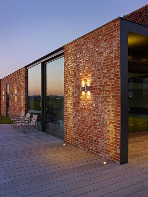 Contemporary design with classic old red brick. #Oldredbrick #reclamationbrick #recycledbrick #elephantbrick co Modern Brick House, Brick House Designs, Recycled Brick, Red Brick House, Brick Exterior House, Brick Architecture, Shed Homes, Brick Facade, Brick Design