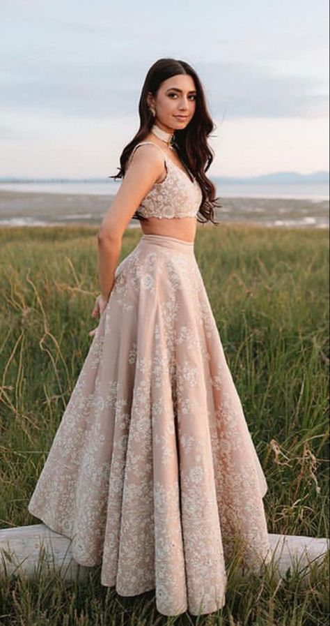 Minimalistic Lehenga, Lehenga Ideas Simple, Pastel Lehenga Bridesmaid, Tara Sutaria Outfits, Engagement Outfits For Bride, Simple Lehenga Designs Classy, Lehenga Simple, Lehenga Ideas, Latest Lehenga Designs