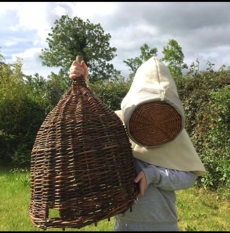 Beekeeper Outfit, Medieval Beekeeper, Whimsical Halloween, Bee Keeper, Bee Inspired, Bee Art, Creative Halloween Costumes, Historical Costume, Dark Ages