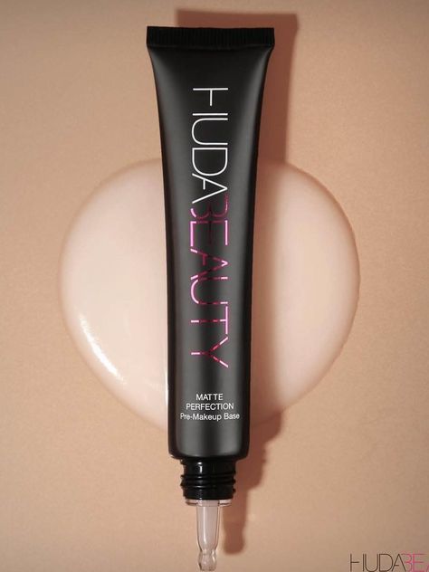 Huda Beauty Matte Perfection Primer  #beautyproducts #hudabeauty #matte #primer #oiylskin #acne #skincare Huda Beauty Products, Milk Of Magnesia, Huda Beauty Eyeshadow, Hair Tool Set, Gloss Eyeshadow, Matte Primer, Huda Beauty Makeup, Acne Skincare, Flawless Makeup Application