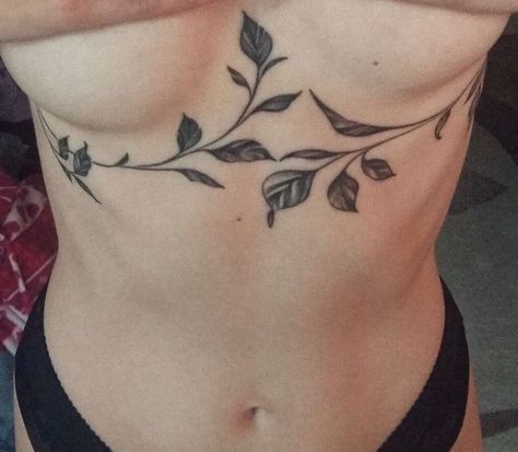 Gothic Back Tattoos For Women, Bat Sternum Tattoo Women, Traditional Sternum Tattoo Women, Goth Underboob Tattoo, Simple Chest Tattoos Female, Bat Sternum Tattoo, Gothic Sternum Tattoo, Flower Sternum Tattoo, Earthy Tattoos