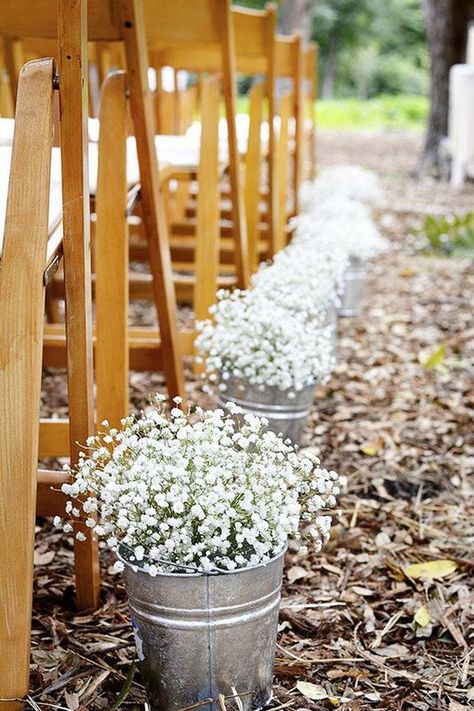 Rustic Outdoor Wedding, Boda Mexicana, בר מצווה, Wedding Aisle, Baby's Breath, Diy Wedding Decorations, Ceremony Decorations, Buckets, Backyard Wedding