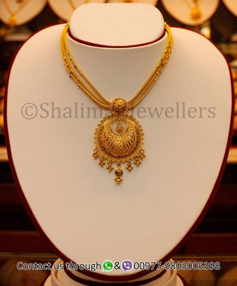 Chandra Haram, Gajanan Maharaj, Pretty Gold Necklaces, Fashion Jewelry Necklaces Gold, Silver Anklets Designs, Gold Jewelry Prom, Gold Jewels Design, Womens Silver Jewelry, Gold Bridal Necklace