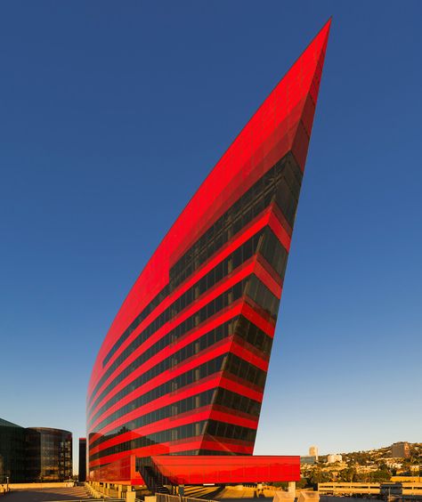 Today's Employer of the Day is Pelli Clarke Pelli Architects. Check their current job listings at http://arcnct.co/1MpHxnz (Photo © Jeff Goldberg/Esto) | Archinect Red Building, Philip Johnson, Unusual Buildings, Famous Buildings, Colourful Buildings, Interesting Buildings, Amazing Buildings, Unique Buildings, Unique Architecture