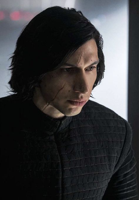 Ben❤️❤️❤️ #SaveBenSolo Ren Star Wars, Kylo Ren And Rey, Knights Of Ren, Kylo Ren Adam Driver, Star Wars Obi Wan, Star Wars Kylo Ren, Star Wars Love, The Last Jedi, Daisy Ridley