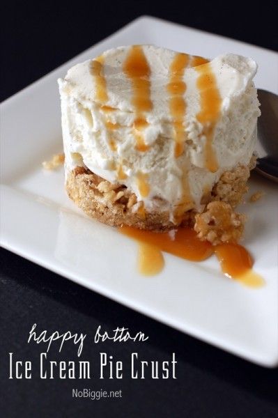 happy bottom Ice Cream Pie Crust Pie Crust Dessert, Fancy Ice, Ice Cream Pie, Easy Pie Crust, Chilled Desserts, Pecan Ice Cream, Easy Ice Cream, Ice Cream Pies, Easy Pie