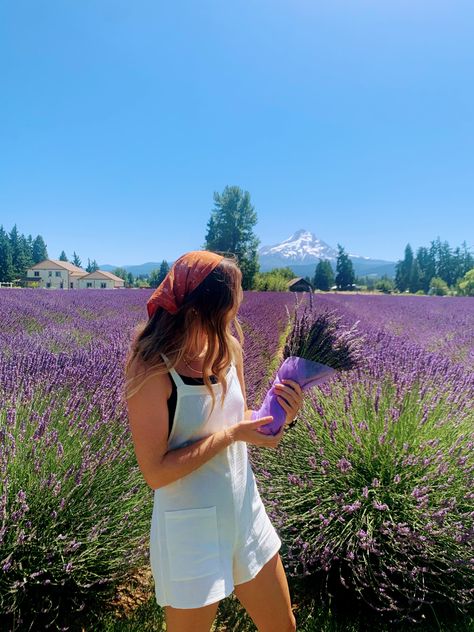 Lavender Farm Outfit, Solo Trip Aesthetic, Mission Trip Outfits, Switzerland Honeymoon, Farm Outfits, Free Spirit Aesthetic, Trip Aesthetic, Farm Clothes, Mission Trip